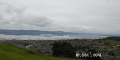 Bank Street Gallery Gigs - Kirriemuir