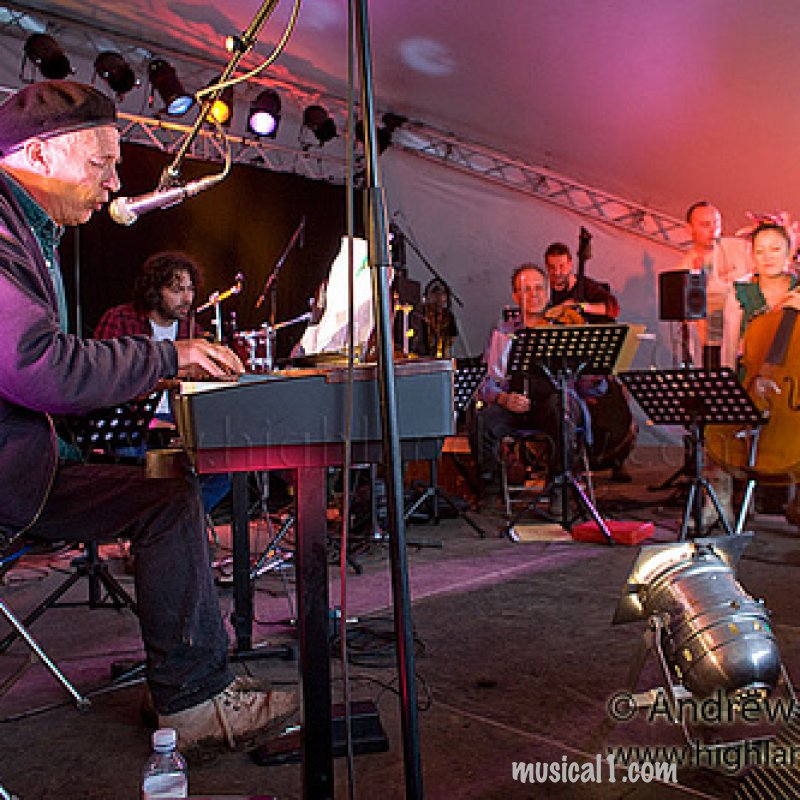 MICHAEL MARRA AND MR MCFALL'S CHAMBER - MAY 2010 TOUR