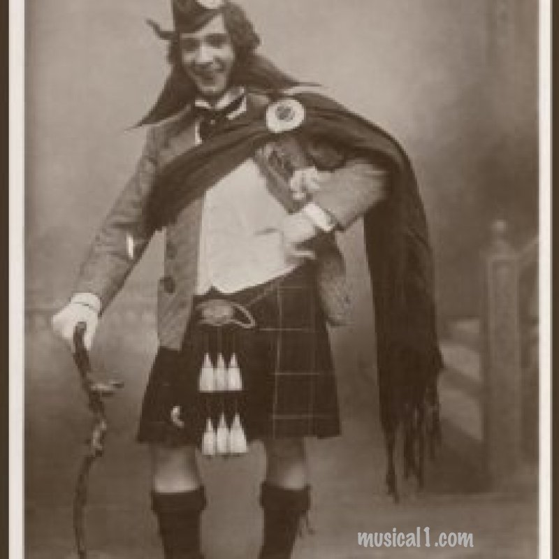 Ricky Ross Sings Lauder/Marra Medley