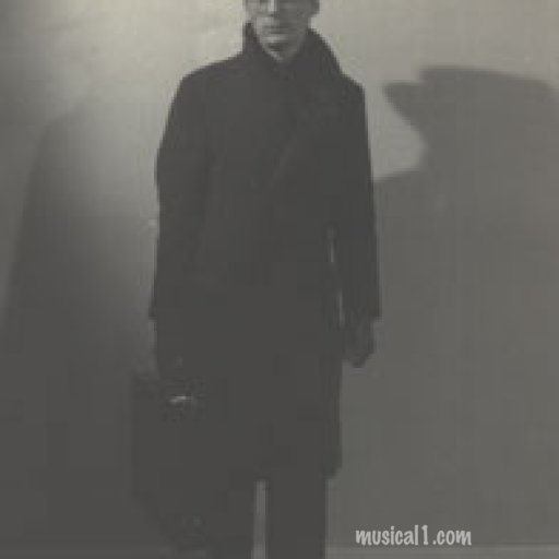 michael-posing-2_sma