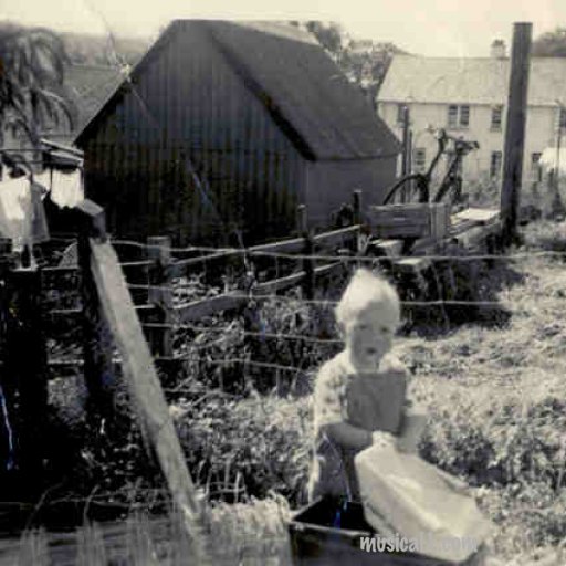 baby_20Blair_20in_20garden